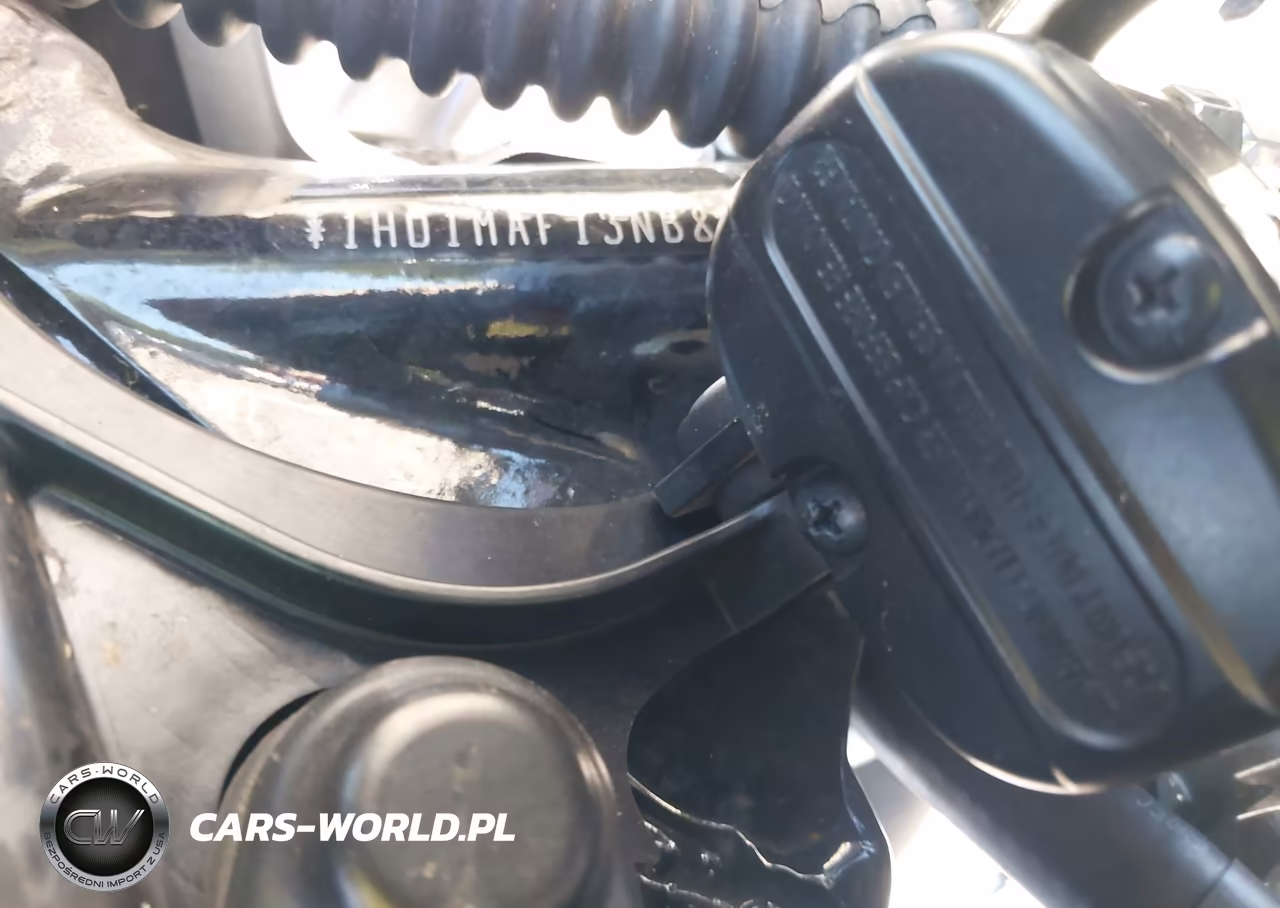 2022 Harley-Davidson Flhtcutg VIN:1HD1MAF13NB852304 - 10
