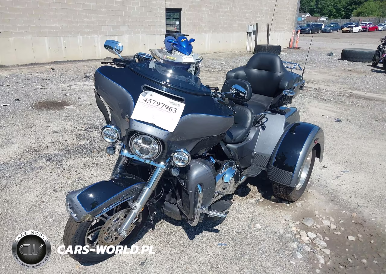 2022 Harley-Davidson Flhtcutg VIN:1HD1MAF13NB852304 - 2