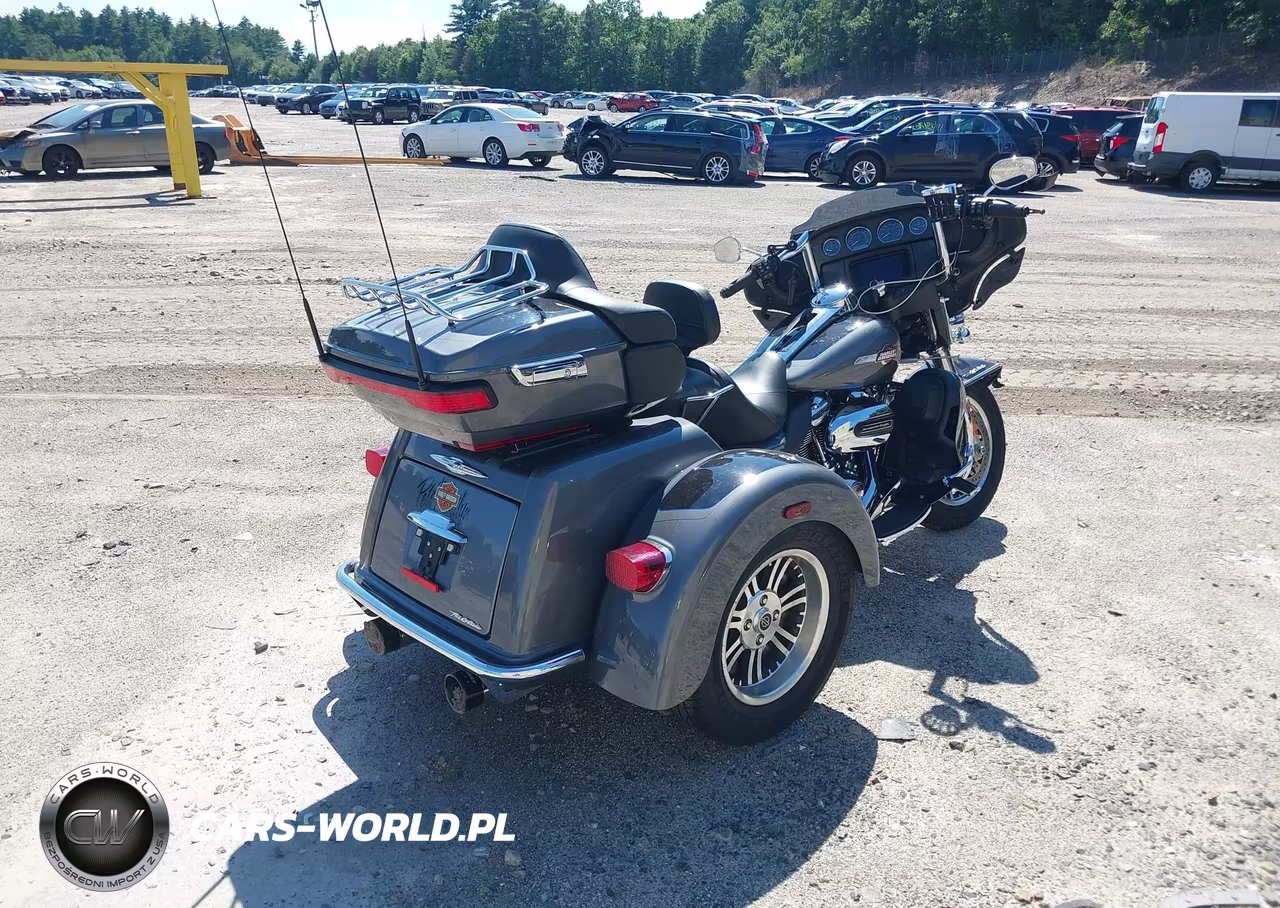 2022 Harley-Davidson Flhtcutg VIN:1HD1MAF13NB852304 - 4
