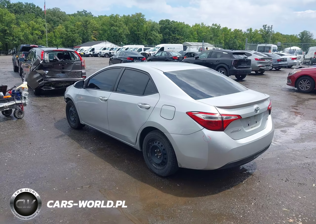 2014 Toyota Corolla S VIN:5YFBURHE0EP134635 - 3