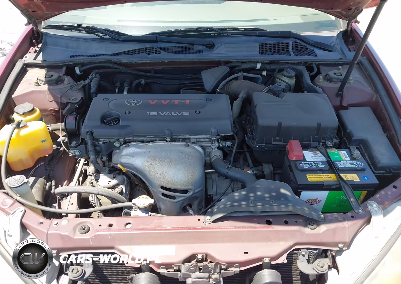 2002 Toyota Camry Le VIN:JTDBE32K420110644 - 10