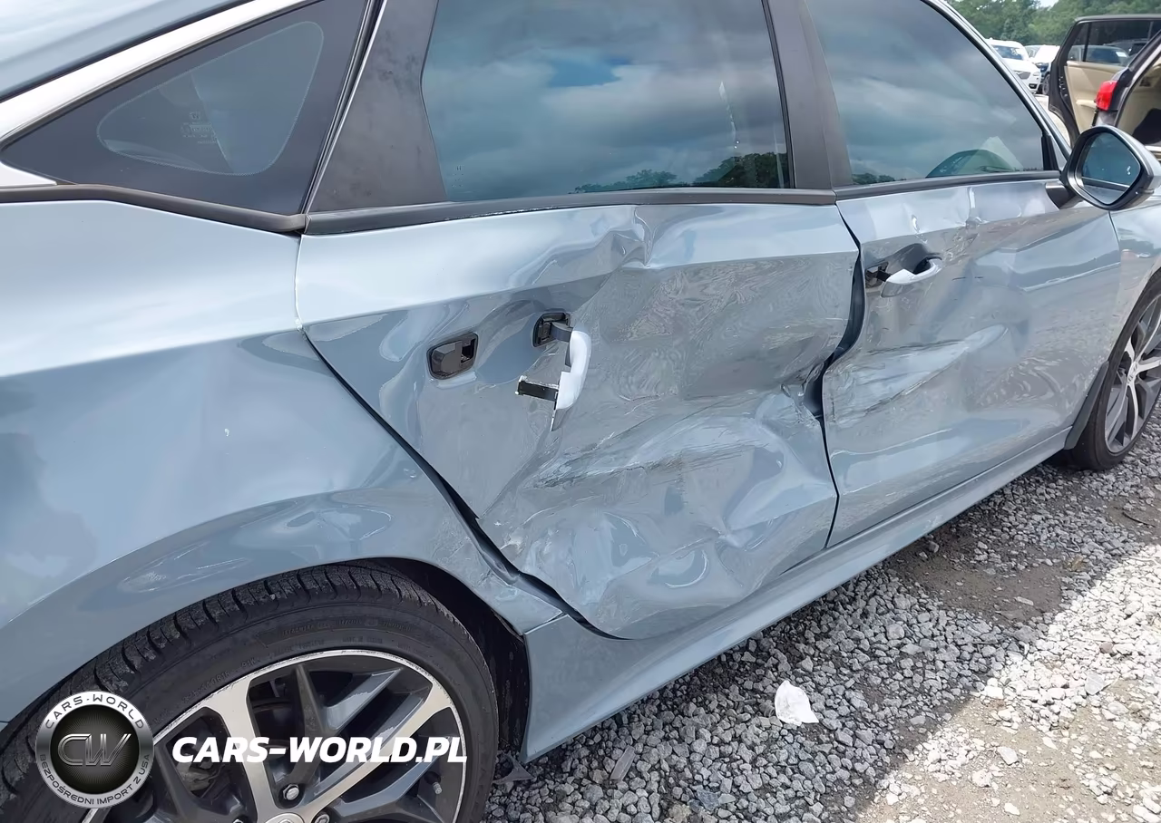 2023 Honda Civic Touring VIN:2HGFE1F9XPH307710 - 6