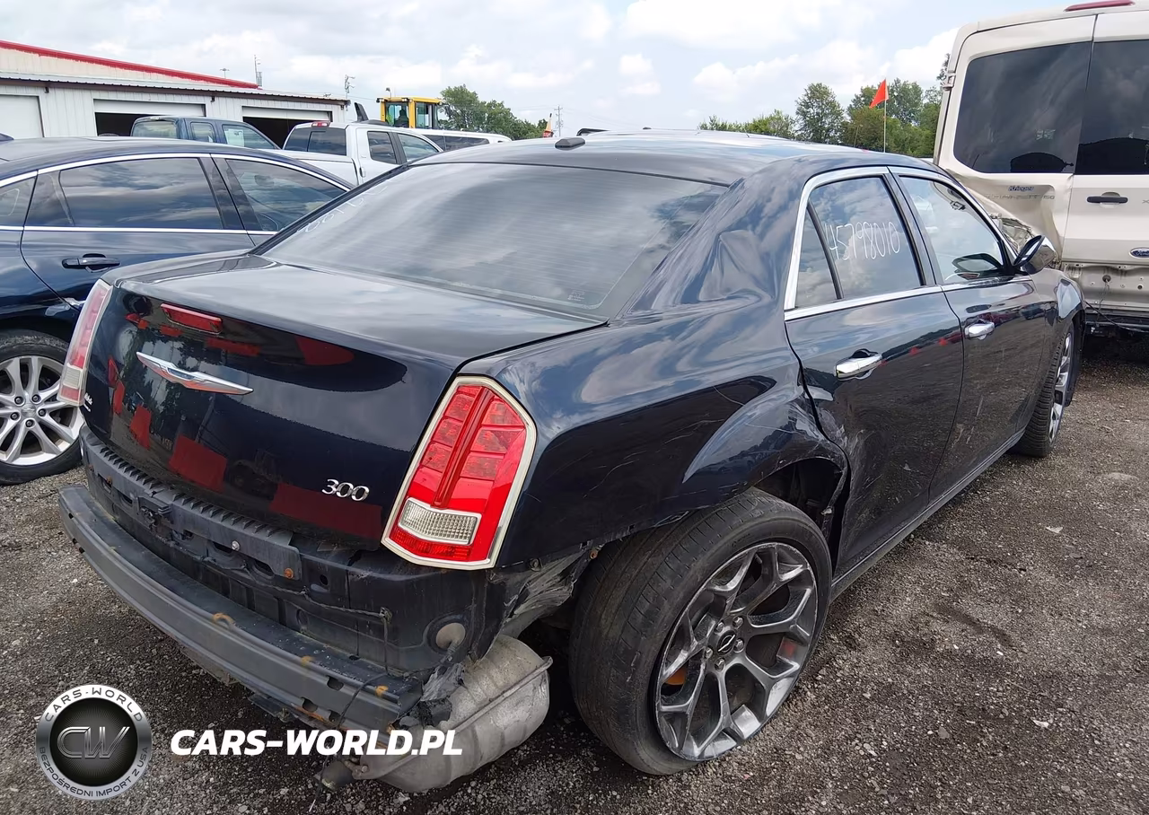 2012 Chrysler 300 Limited VIN:2C3CCACG1CH279188 - 4