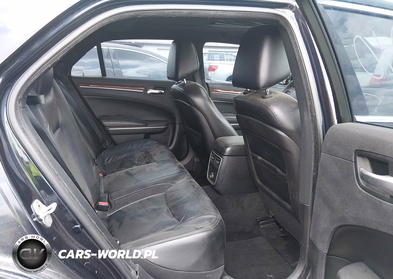 2012 Chrysler 300 Limited VIN:2C3CCACG1CH279188 - 8