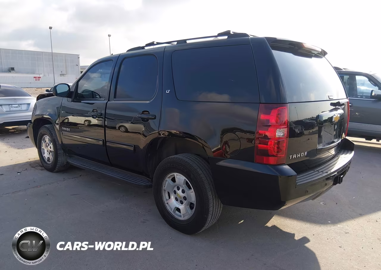 2014 Chevrolet Tahoe Lt VIN:1GNSCBE01ER216812 - 3