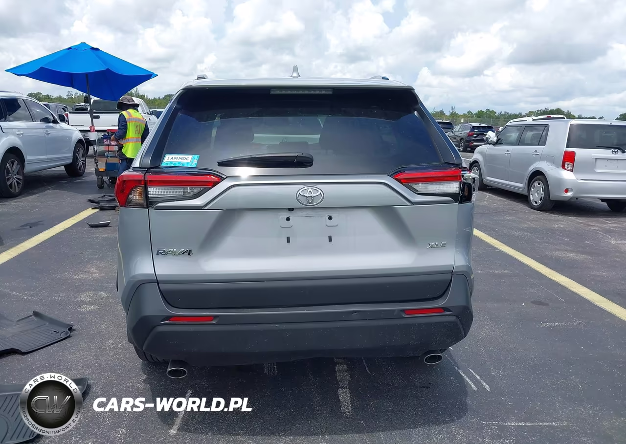 2025 Toyota Rav4 Xle VIN:2T3W1RFV1SC343558 - 16