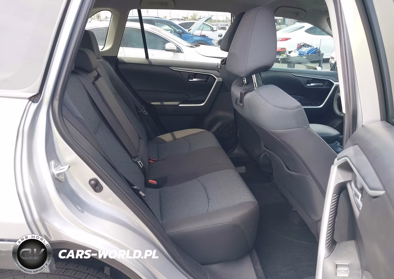 2025 Toyota Rav4 Xle VIN:2T3W1RFV1SC343558 - 8