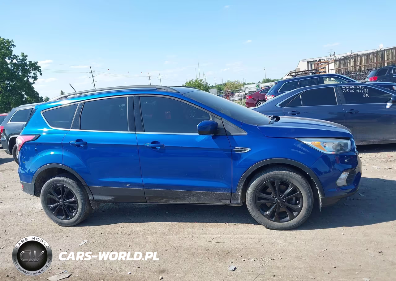 2018 Ford Escape Se VIN:1FMCU0GD5JUA82355 - 13