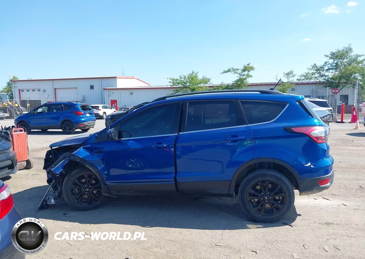 2018 Ford Escape Se VIN:1FMCU0GD5JUA82355 - 14