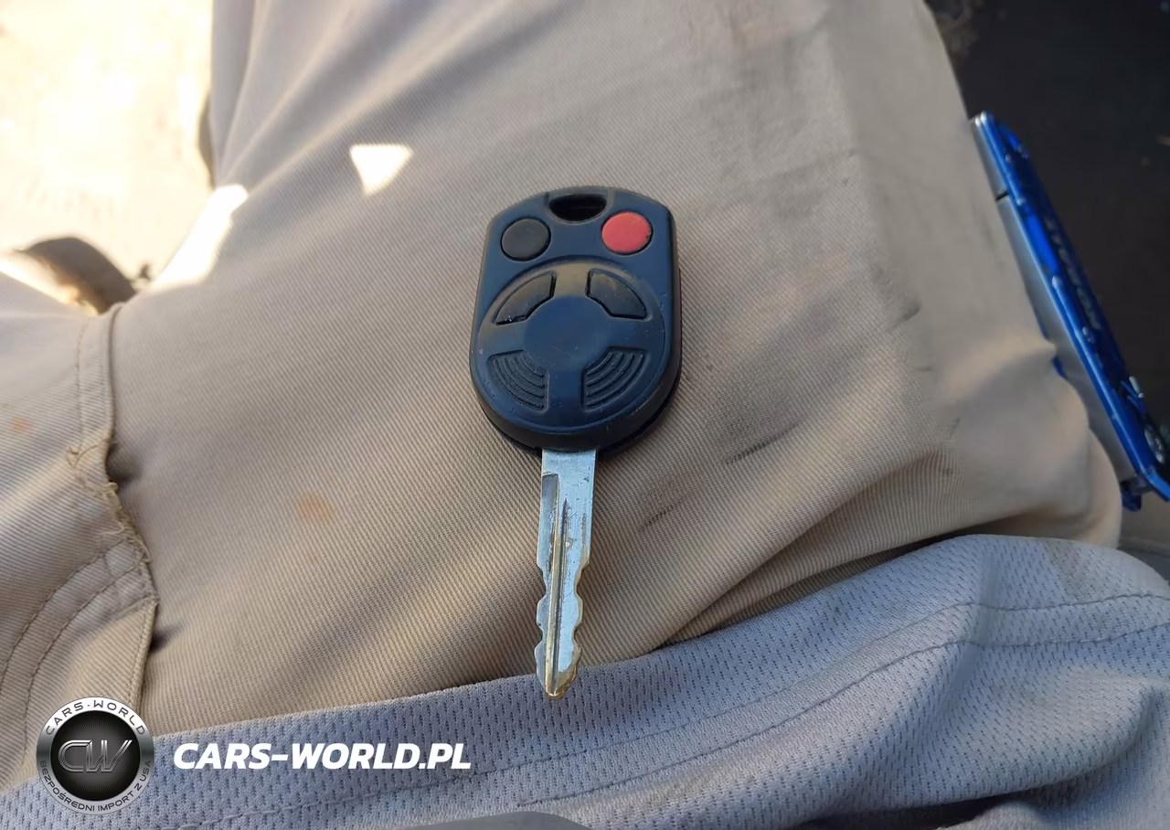 2010 Ford Fusion Hybrid VIN:3FADP0L36AR282896 - 11