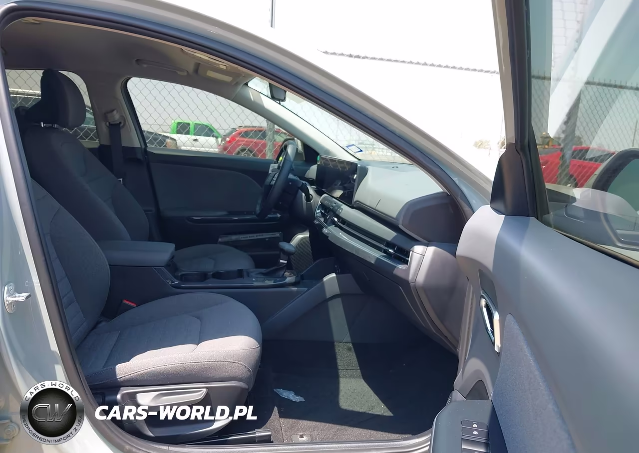 2025 Kia K4 Ex VIN:3KPFU4DE1SE192373 - 5