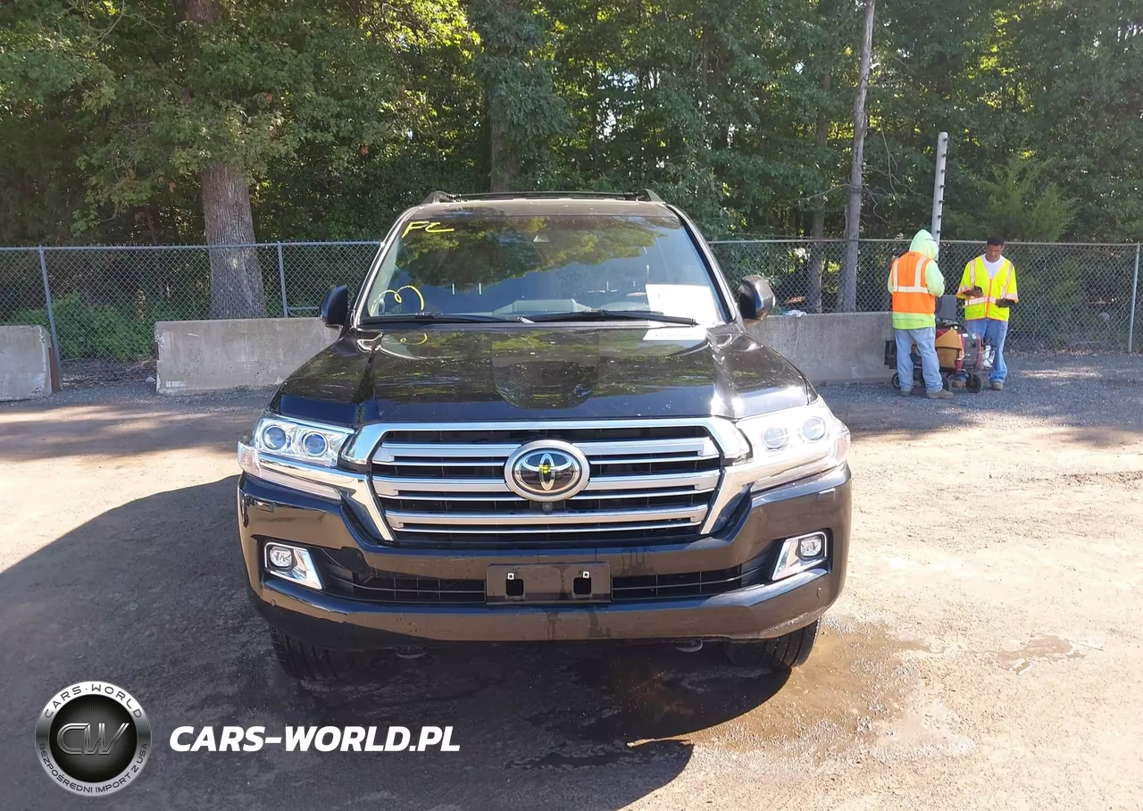 2021 Toyota Land Cruiser VIN:JTMCY7AJ2M4102436 - 12