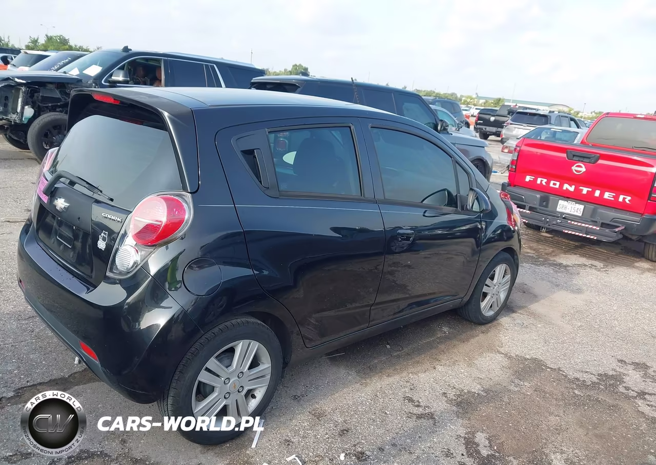 2015 Chevrolet Spark Ls Cvt VIN:KL8CB6S9XFC798240 - 4