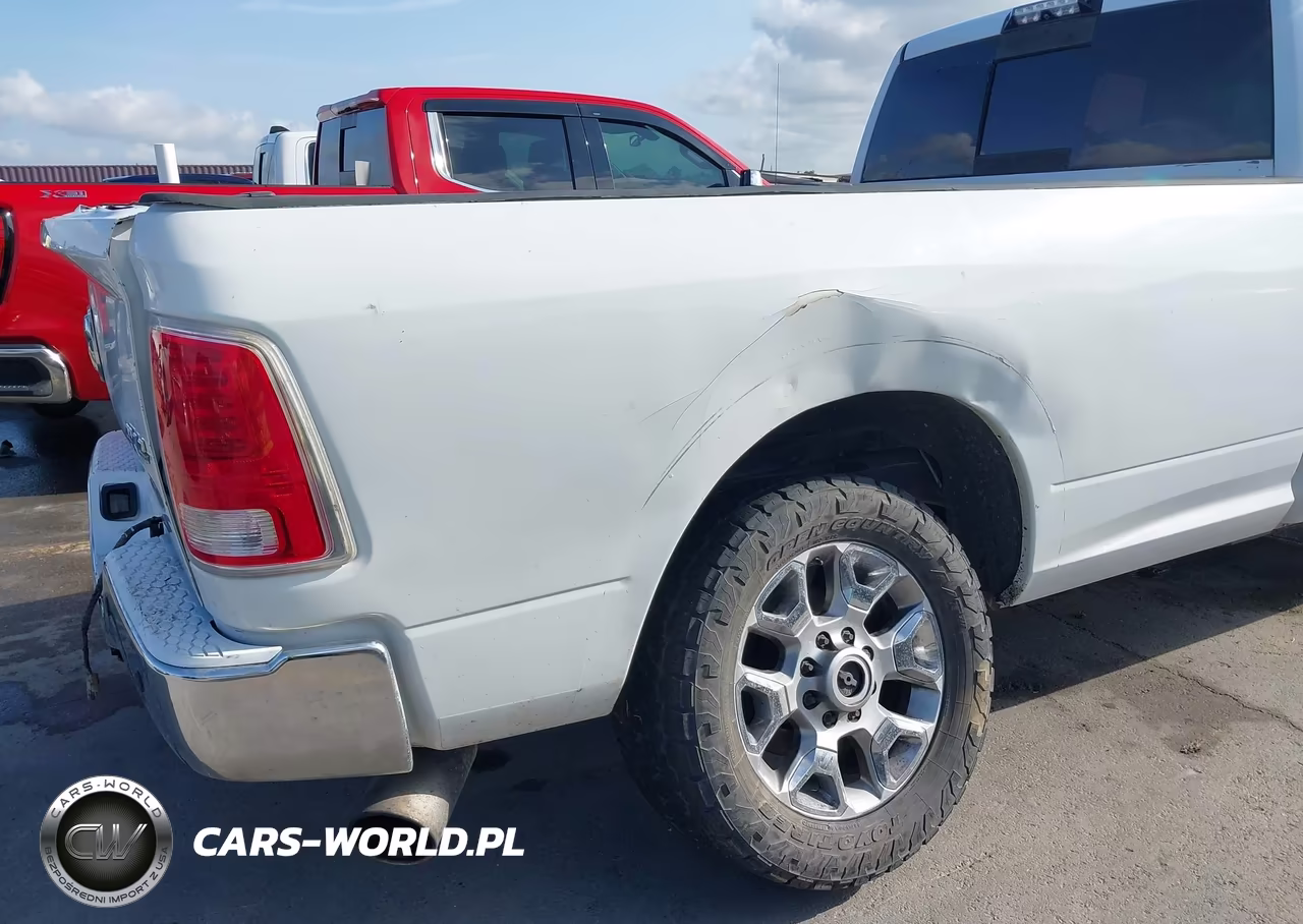 2015 Ram 2500 Laramie VIN:3C6UR5KL5FG530276 - 21