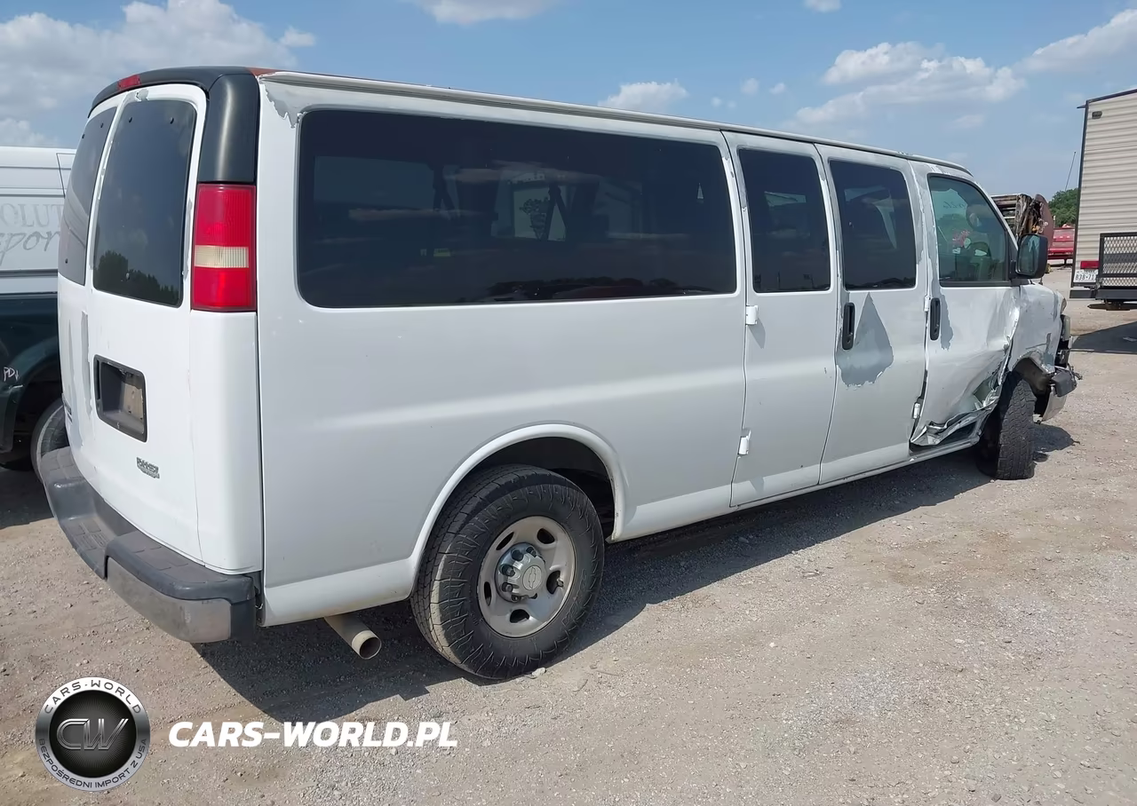 2007 Chevrolet Express Passenger Ls VIN:1GAHG39U271163784 - 4