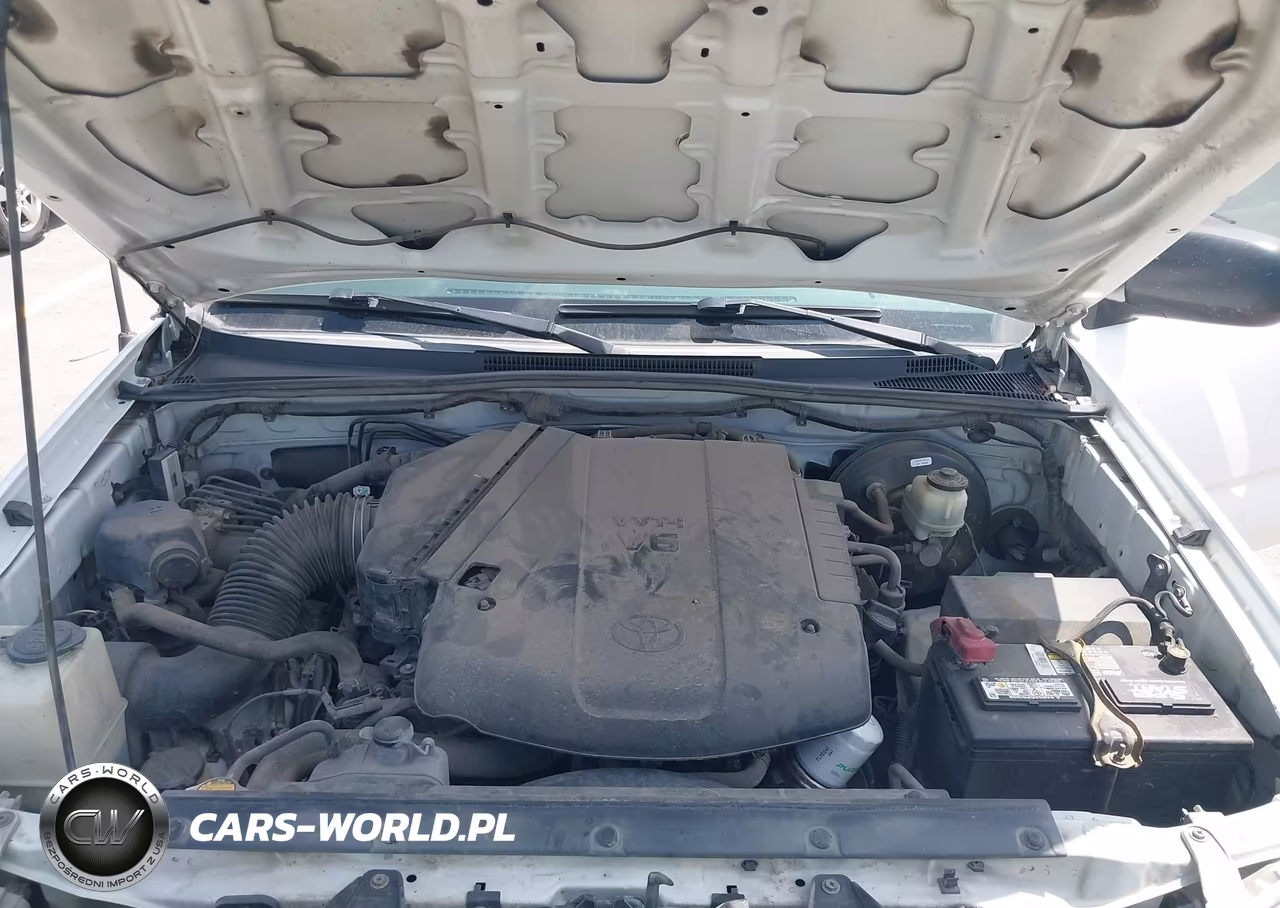 2015 Toyota Tacoma Prerunner V6 VIN:5TFTU4GN5FX075271 - 10