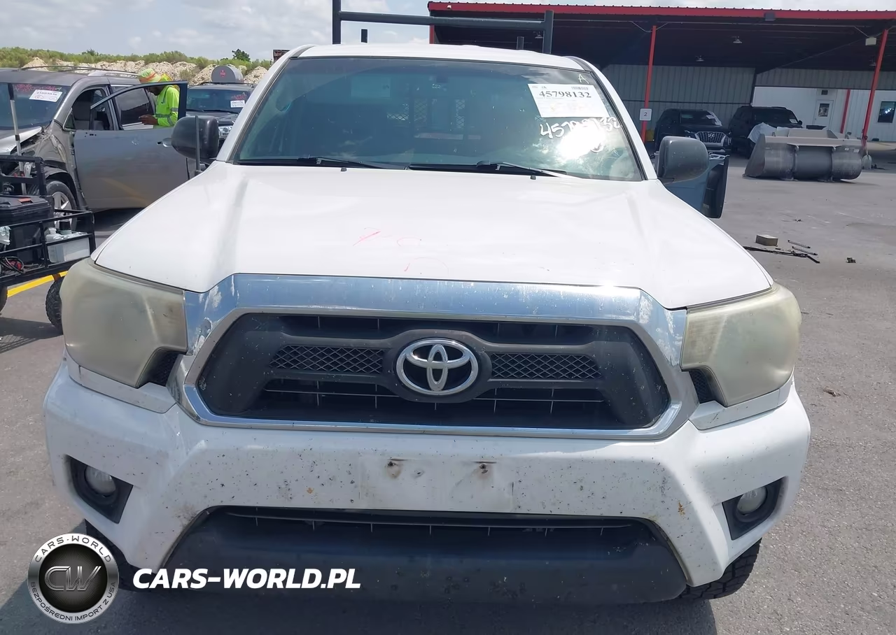2015 Toyota Tacoma Prerunner V6 VIN:5TFTU4GN5FX075271 - 12
