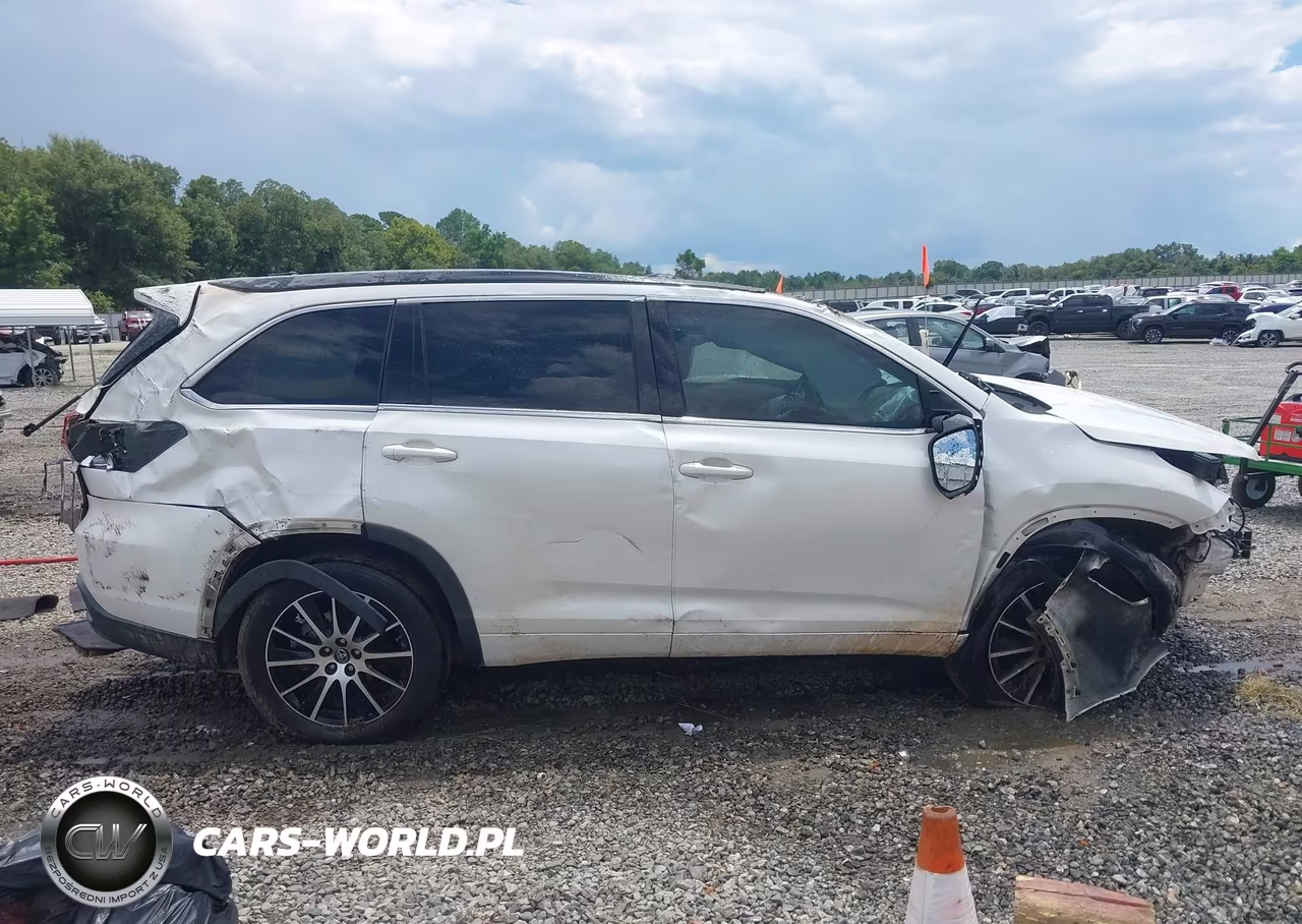 2017 Toyota Highlander Se VIN:5TDKZRFH5HS517349 - 13