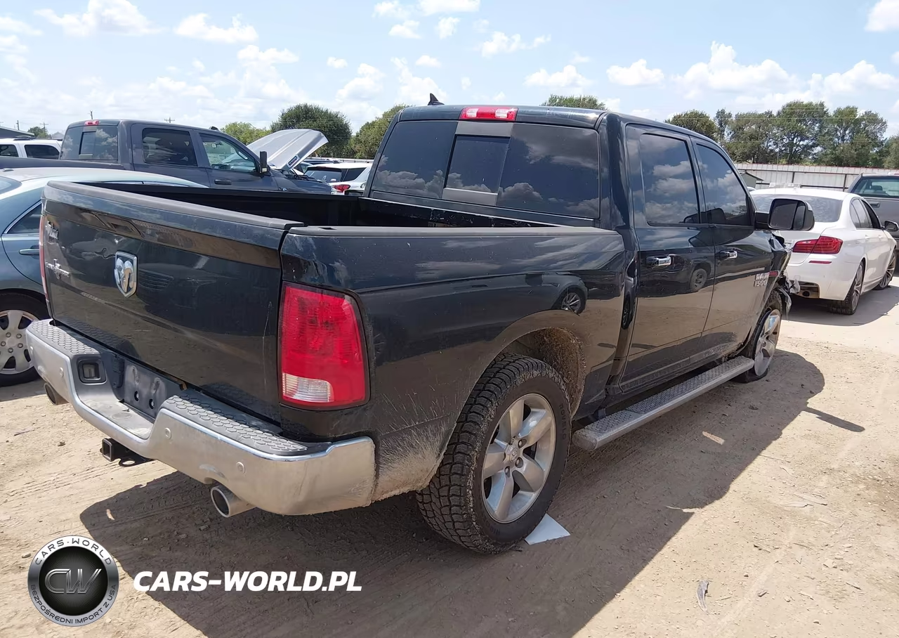 2015 Ram 1500 Lone Star VIN:1C6RR6LM1FS592267 - 4