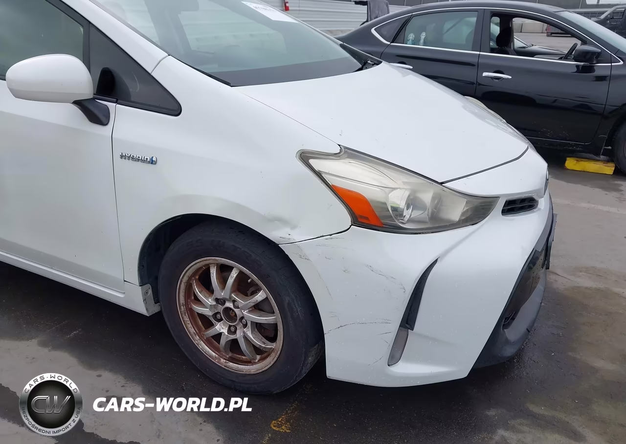 2015 Toyota Prius V Three VIN:JTDZN3EU2FJ022414 - 6