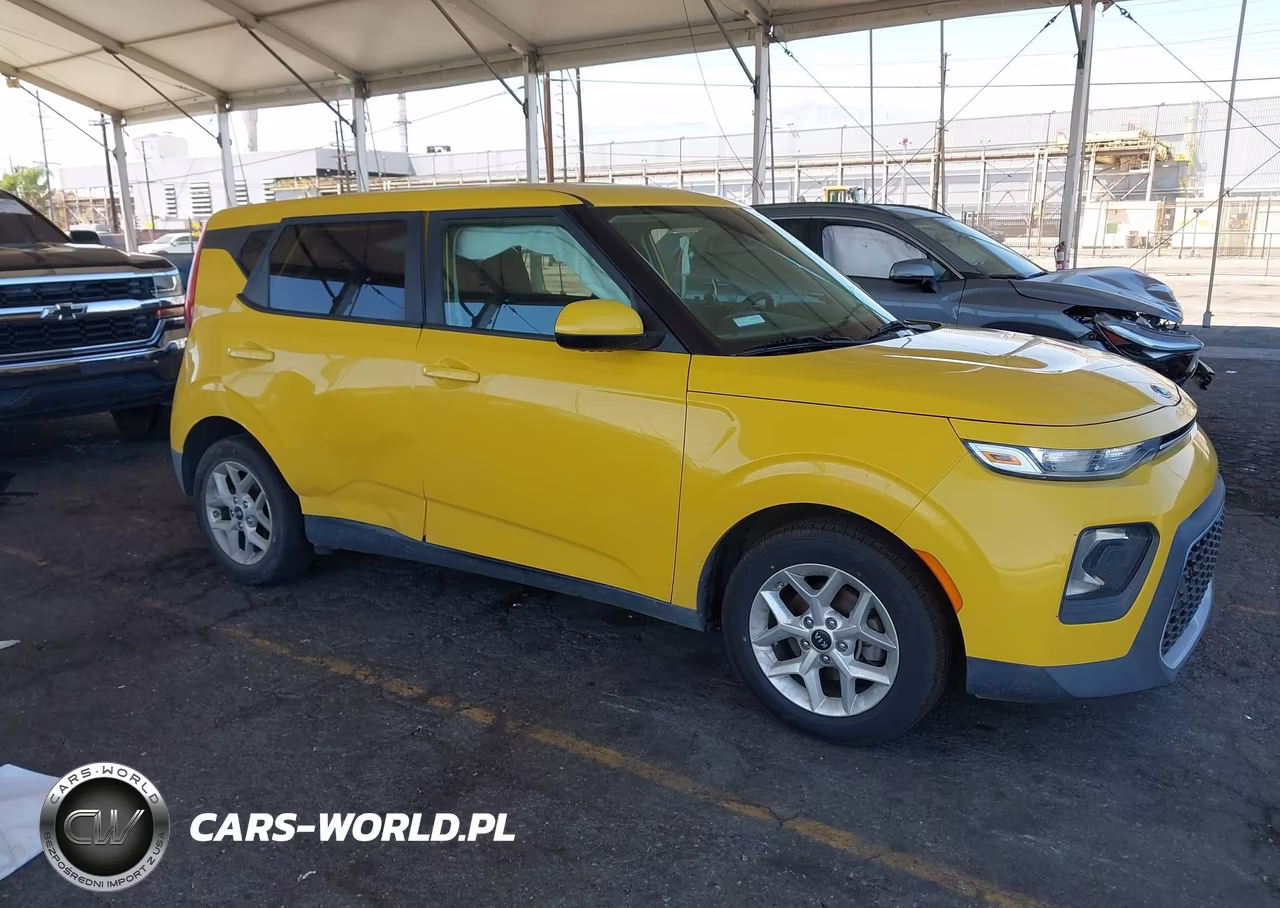 2020 Kia Soul S VIN:KNDJ23AU0L7047462 - 13