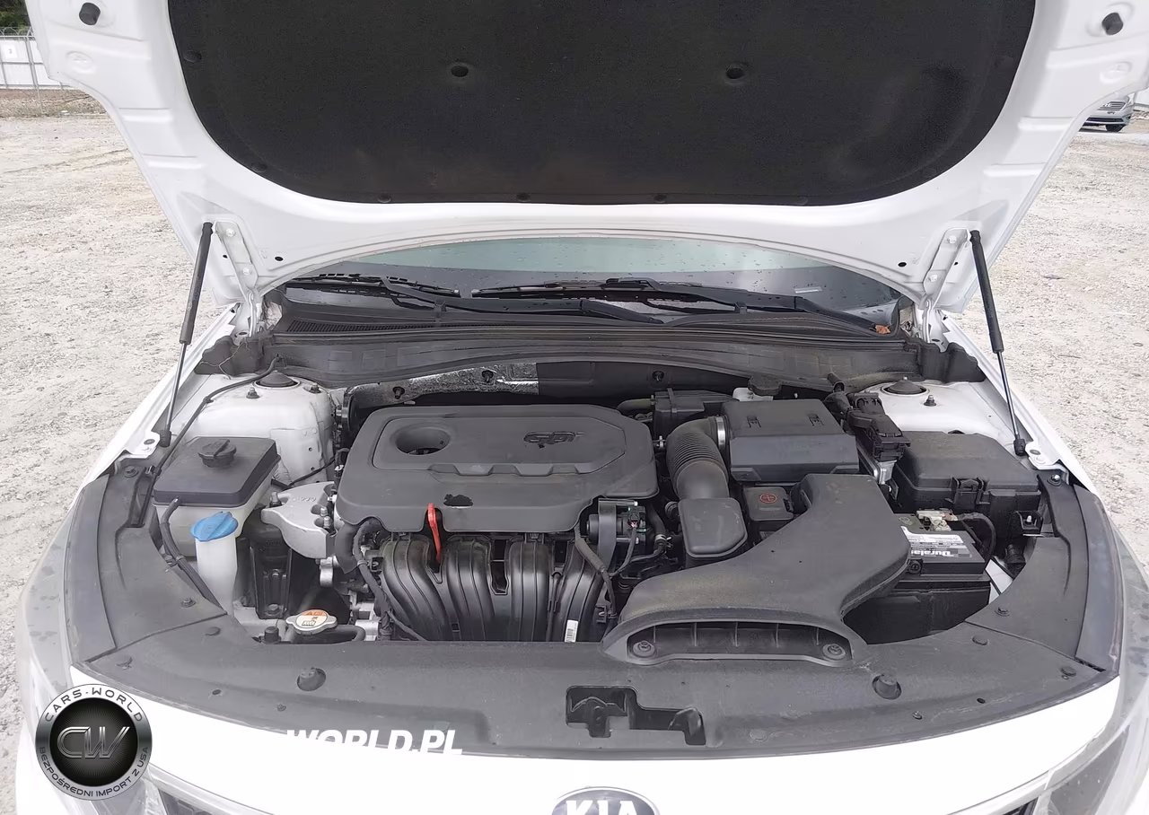2018 Kia Optima Lx VIN:5XXGT4L33JG270360 - 10