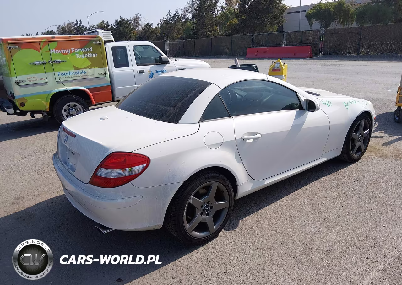 2008 Mercedes-Benz Slk 280 VIN:WDBWK54F18F176904 - 4