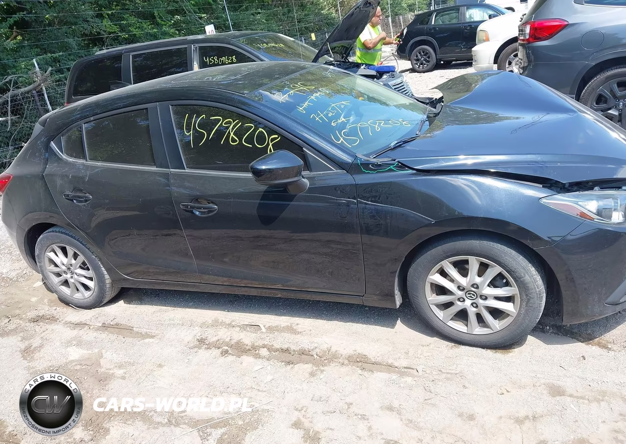 2016 Mazda Mazda3 I Touring VIN:JM1BM1M79G1337765 - 13