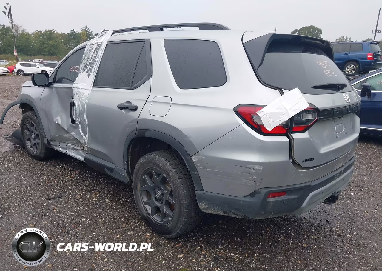 2025 Honda Pilot Trailsport VIN:5FNYG1H6XSB085253 - 3