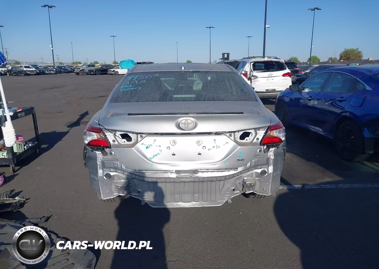 2019 Toyota Camry Se VIN:4T1B11HK1KU282819 - 17