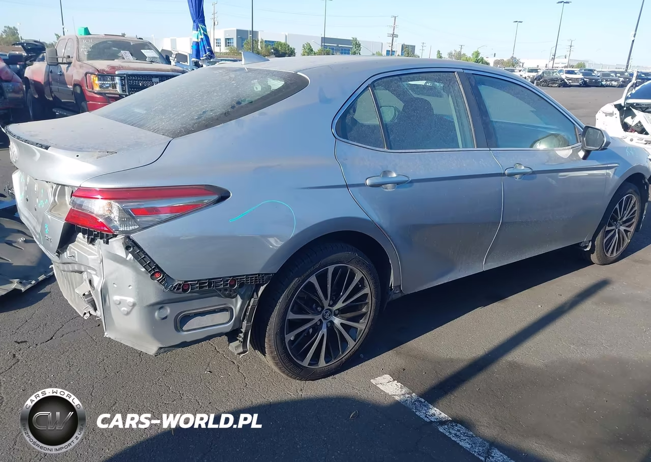 2019 Toyota Camry Se VIN:4T1B11HK1KU282819 - 4