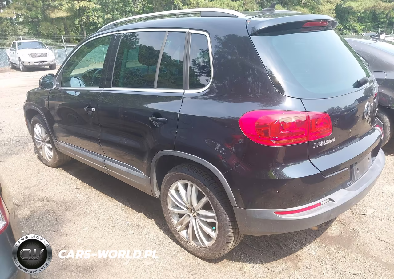 2013 Volkswagen Tiguan Se VIN:WVGBV7AX0DW510183 - 3