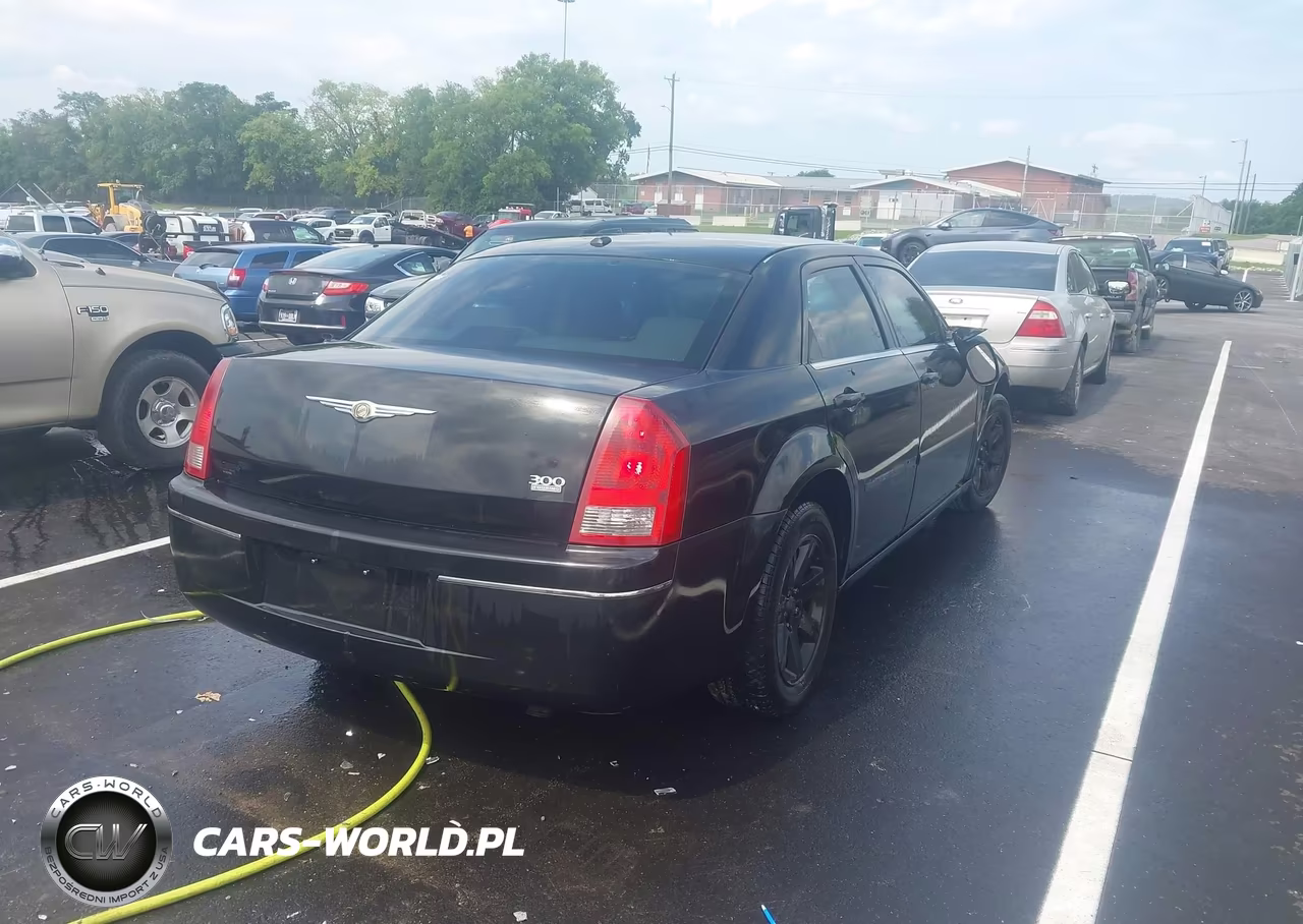 2006 Chrysler 300 Touring VIN:2C3KA53G36H463447 - 4
