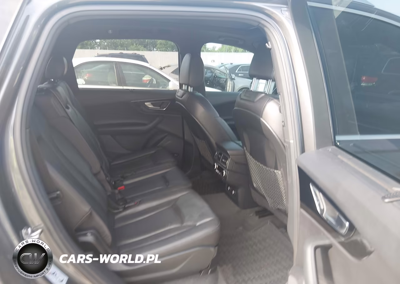 2019 Audi Q7 55 Premium VIN:WA1VAAF71KD011530 - 8