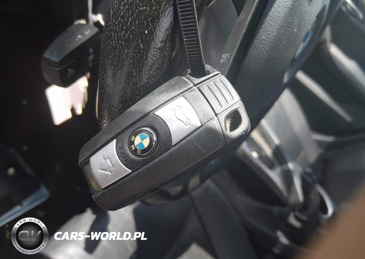 2013 BMW X1 xDrive28I VIN:WBAVL1C57DVR85106 - 11