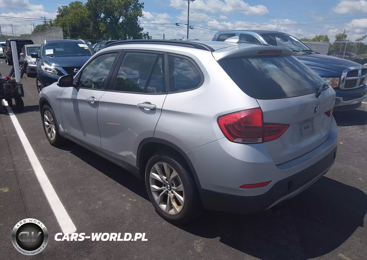 2013 BMW X1 xDrive28I VIN:WBAVL1C57DVR85106 - 3