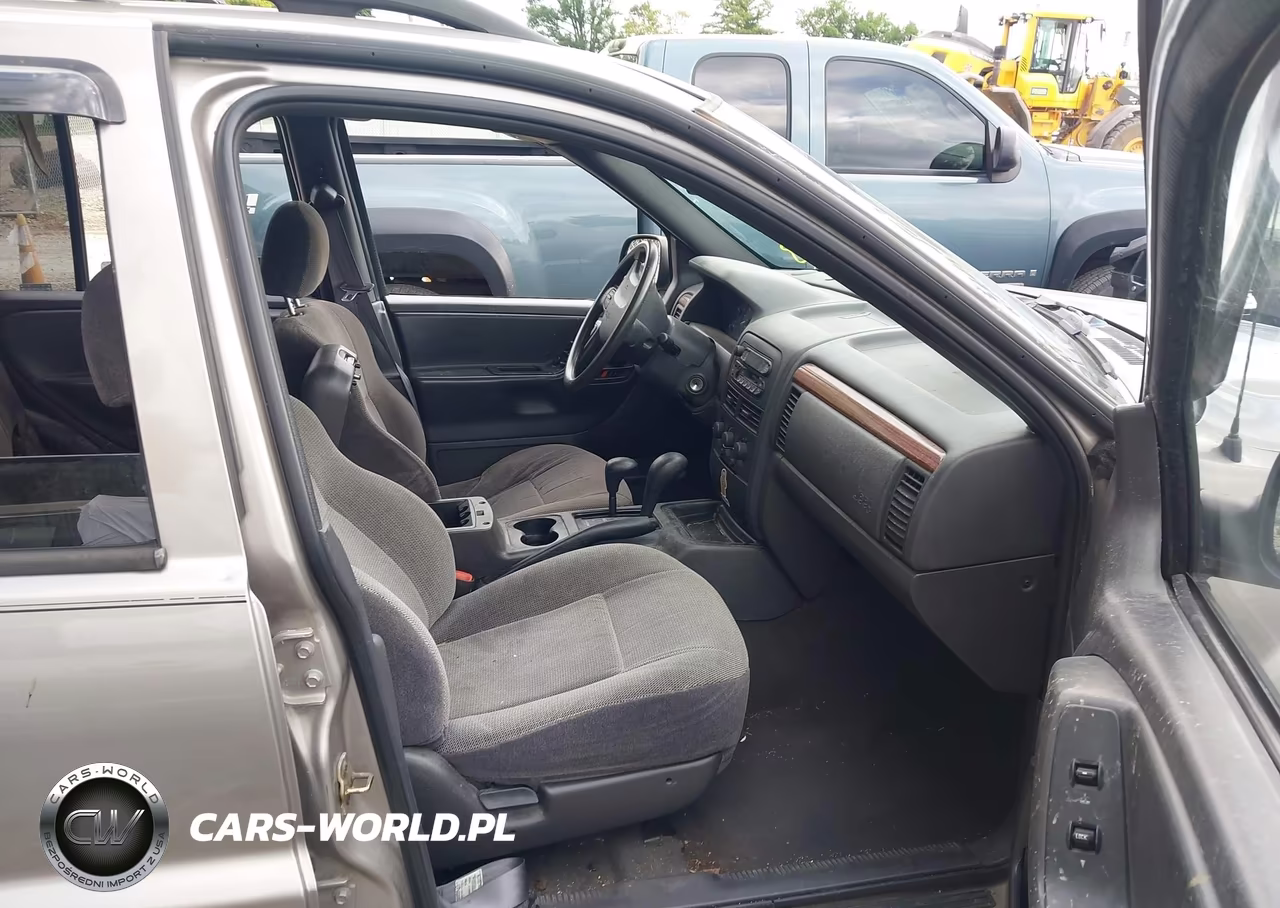 1999 Jeep Grand Cherokee Laredo VIN:1J4GW58S9XC732744 - 5