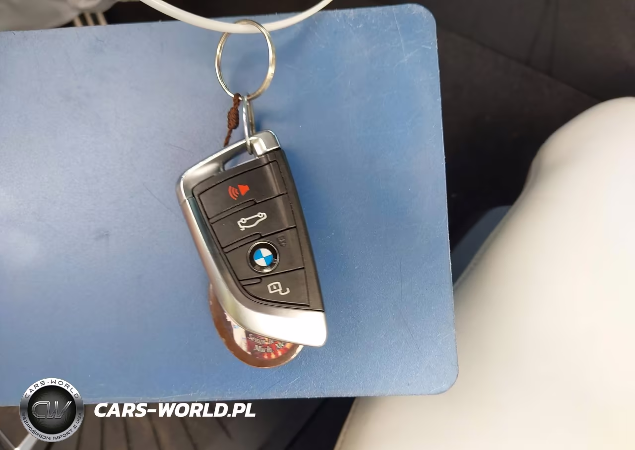 2022 BMW M4 Competition xDrive VIN:WBS33BA01NCK43717 - 11