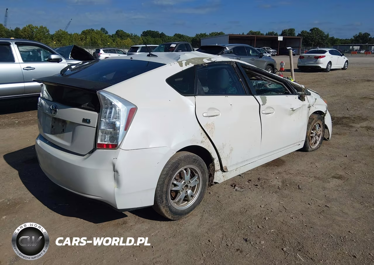 2010 Toyota Prius Iii VIN:JTDKN3DU5A0139521 - 4