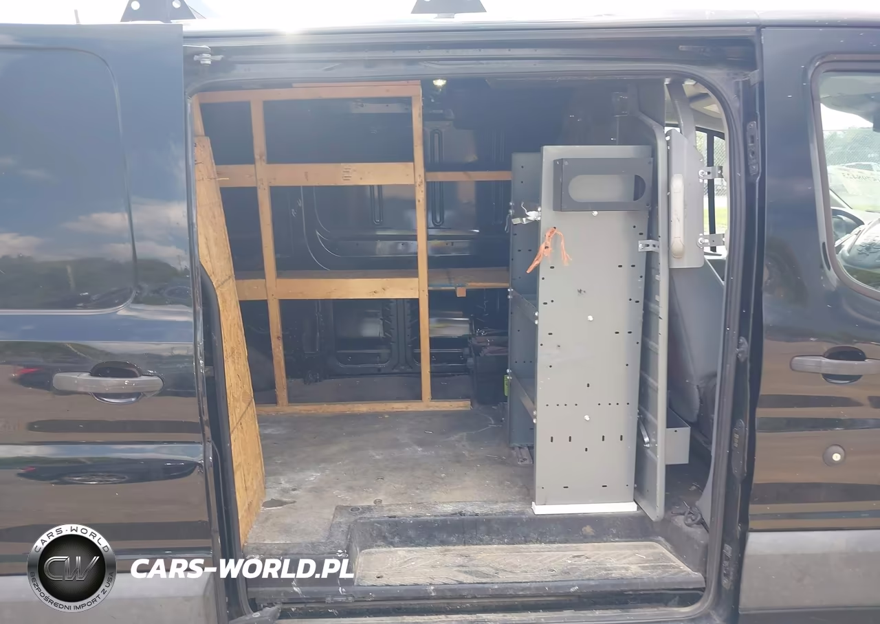 2017 Ford Transit-150 VIN:1FTYE1YM5HKA47994 - 8
