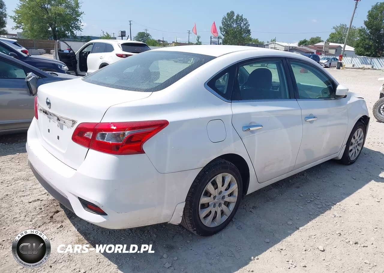 2017 Nissan Sentra S VIN:3N1AB7AP2HY376898 - 4