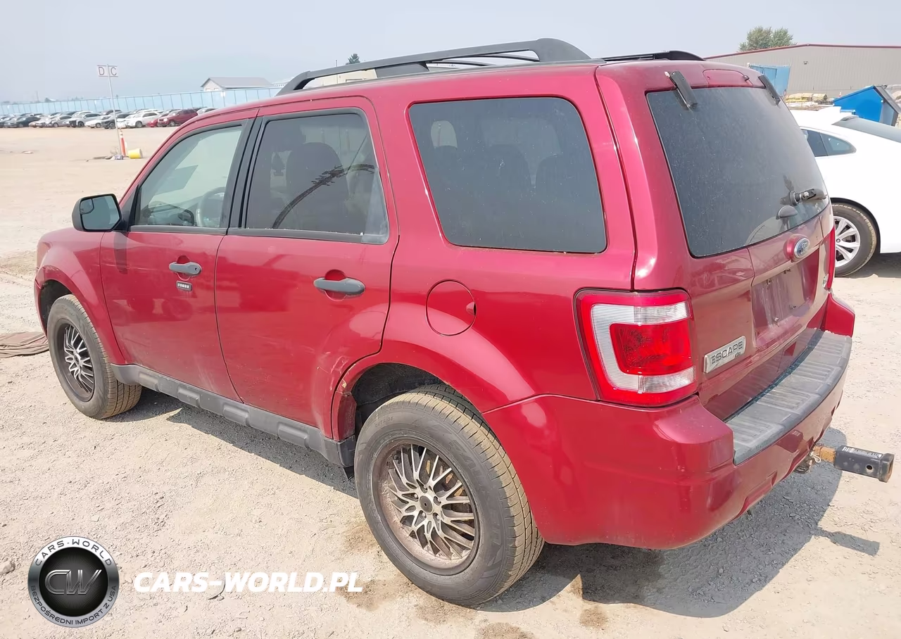 2012 Ford Escape Xlt VIN:1FMCU9DG4CKA75981 - 3