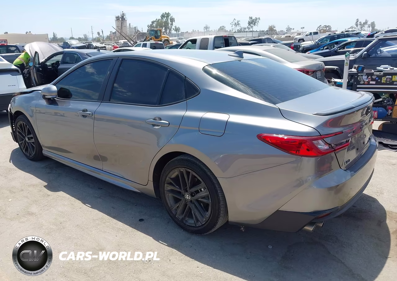 2025 Toyota Camry Se VIN:4T1DAACK0SU553904 - 3