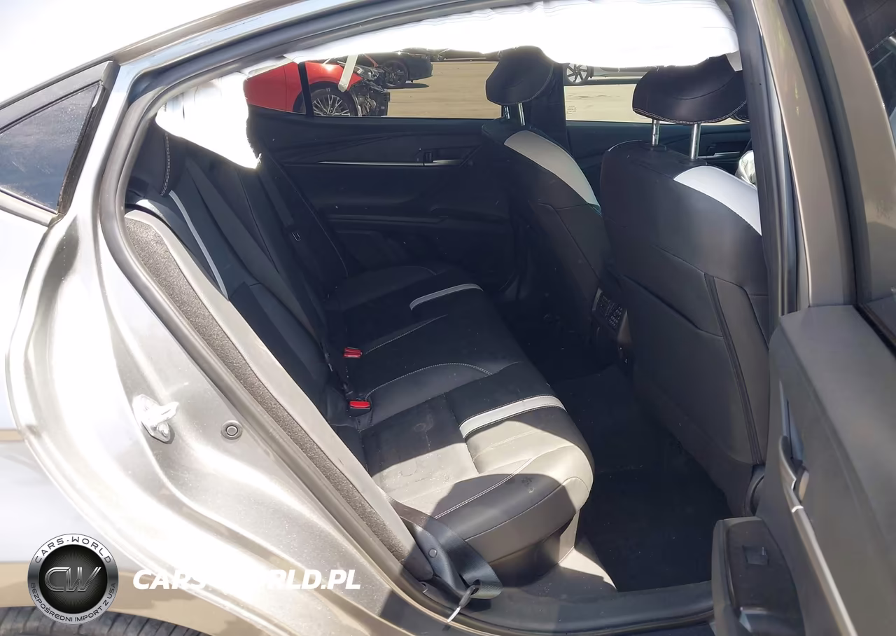 2025 Toyota Camry Se VIN:4T1DAACK0SU553904 - 8