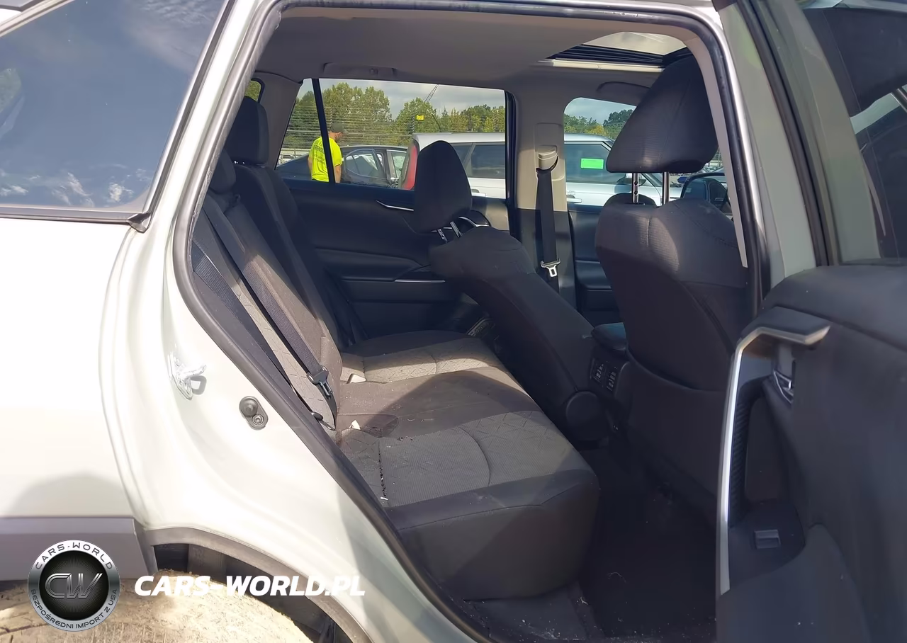 2022 Toyota Rav4 Xle VIN:2T3P1RFV0NW271629 - 8