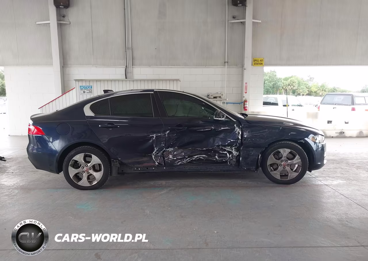 2018 Jaguar Xe 25T VIN:SAJAR4FX1JCP34833 - 13