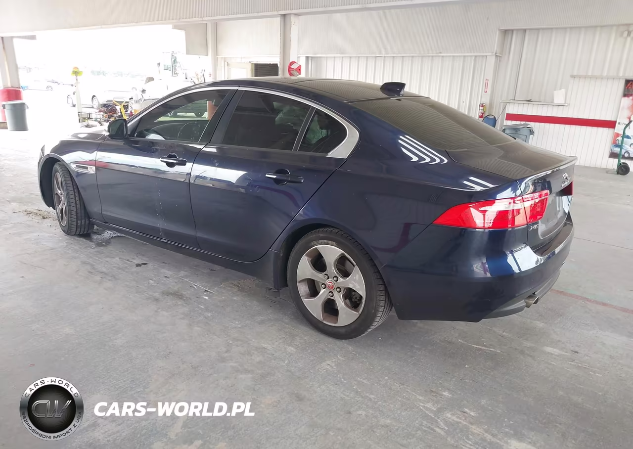 2018 Jaguar Xe 25T VIN:SAJAR4FX1JCP34833 - 3