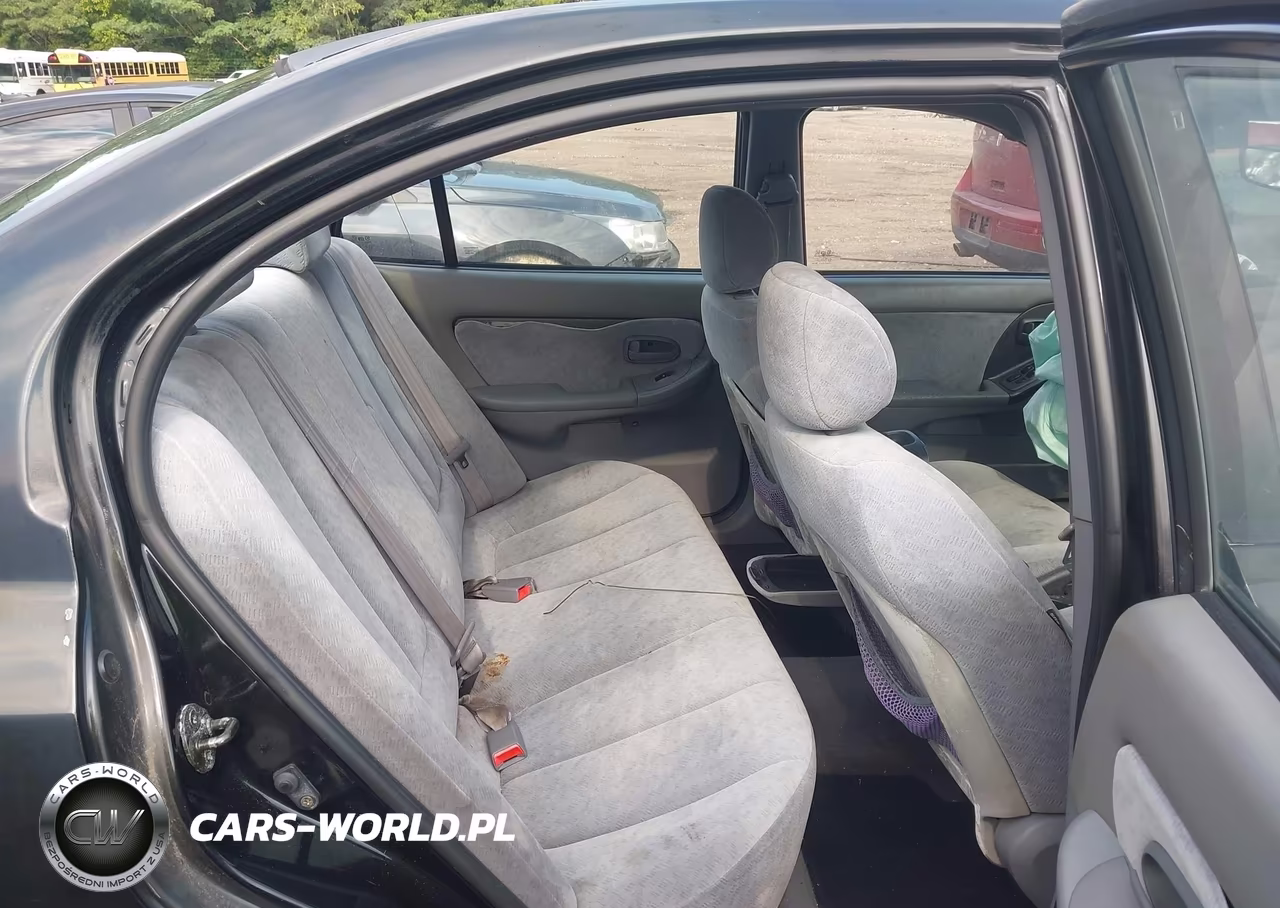 2004 Hyundai Elantra Gls-Gt VIN:KMHDN46D74U788323 - 8