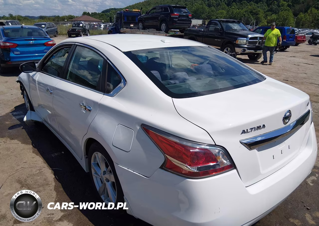 2015 Nissan Altima 2.5 Sv VIN:1N4AL3AP4FC462163 - 3