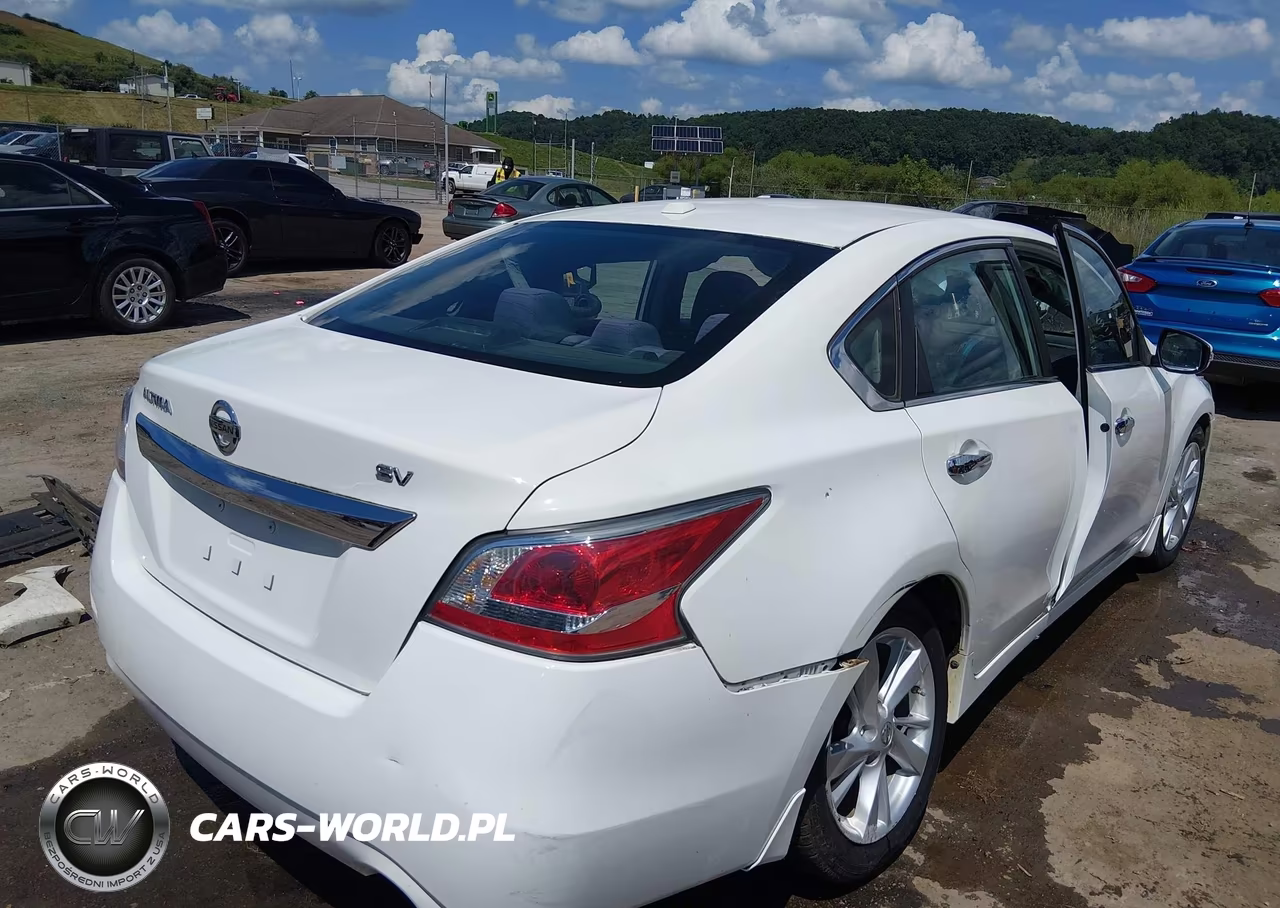 2015 Nissan Altima 2.5 Sv VIN:1N4AL3AP4FC462163 - 4